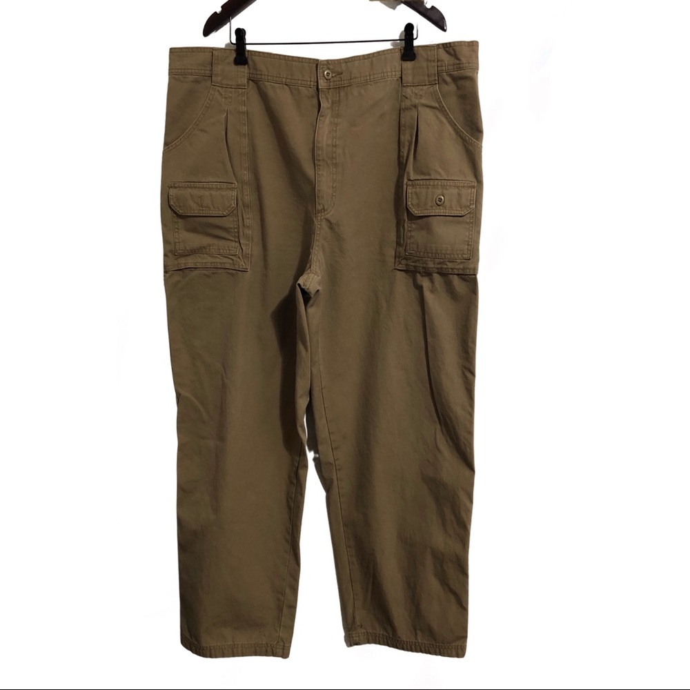 Cabela’s 7 pocket hiker. 44 x 30